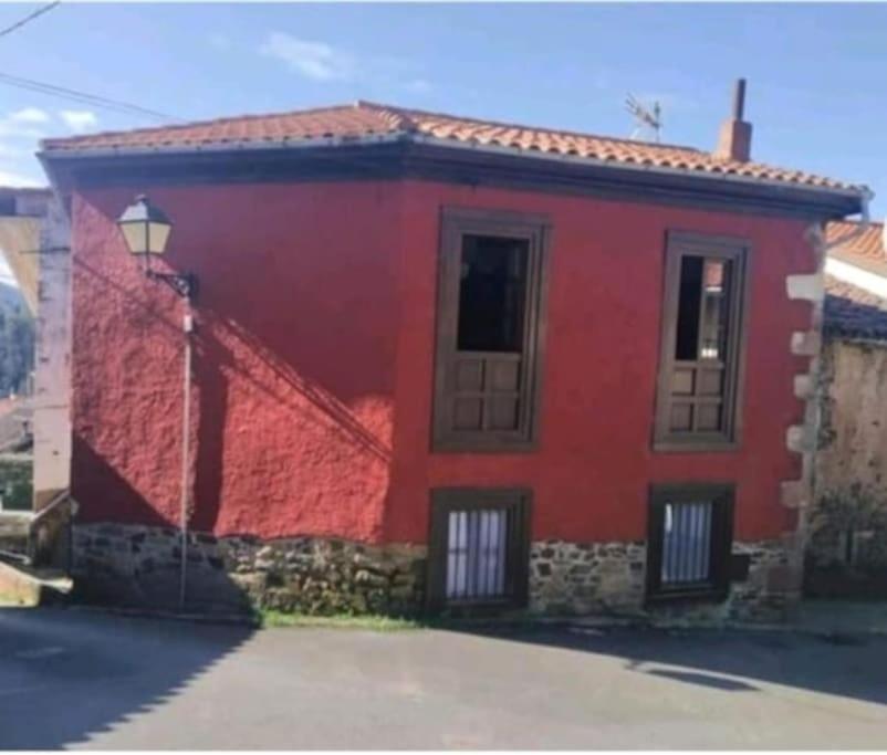 La Casina Roja - Santolaya De Cabranes Villa Arboleya Exterior foto