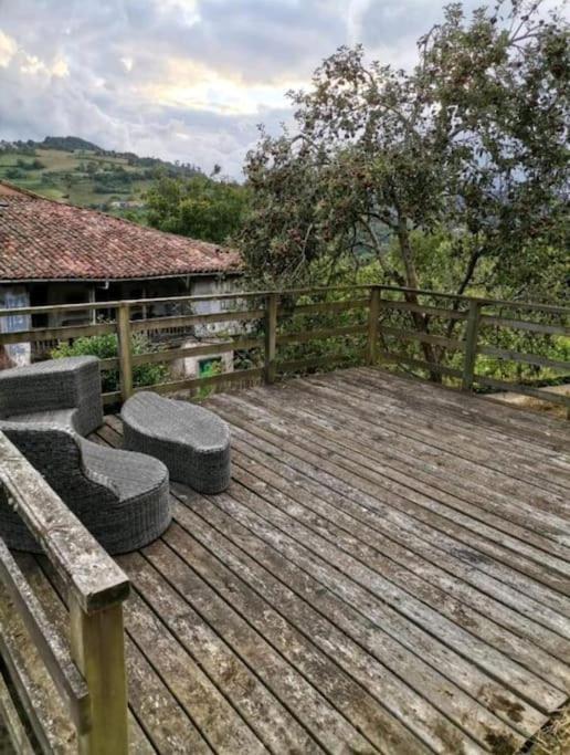 La Casina Roja - Santolaya De Cabranes Villa Arboleya Exterior foto
